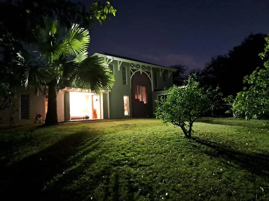 Villa D'Architecte Avec Piscine Сен-Франсуа